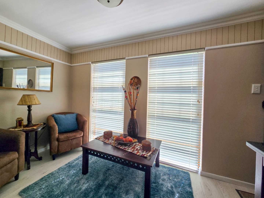 4 Bedroom Property for Sale in Stilbaai Wes Western Cape